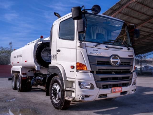 Hino 500 ZM Cargo 2017 automático $55.000.000