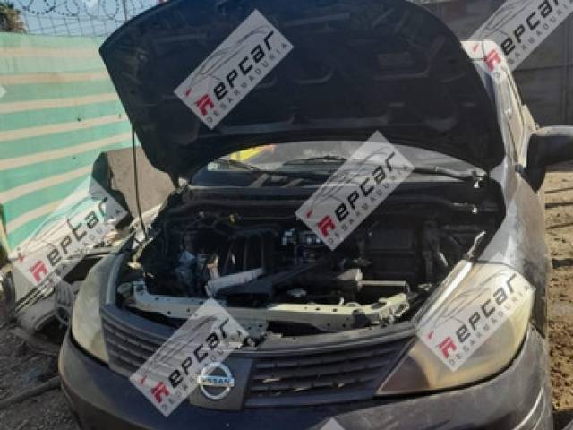Nissan TIIDA EN DESARME chocado usado negro $1.000.000