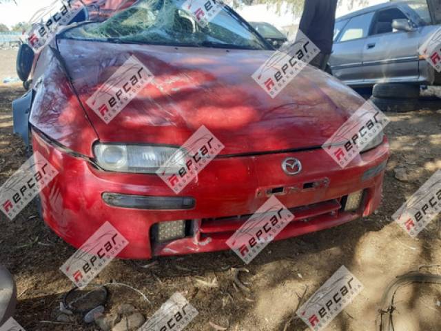Mazda ARTIS HATCHBACK EN DESARME chocado 1999 $1.000.000