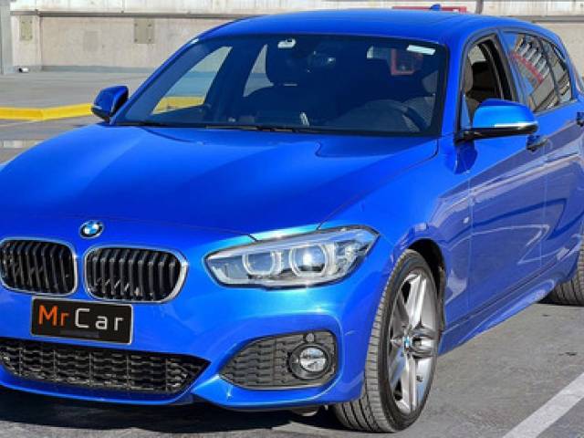 BMW 120i Sport LCI 2018 gasolina $23.000.000
