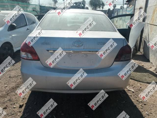 Toyota YARIS EN DESARME chocado usado dirección asistida Santiago