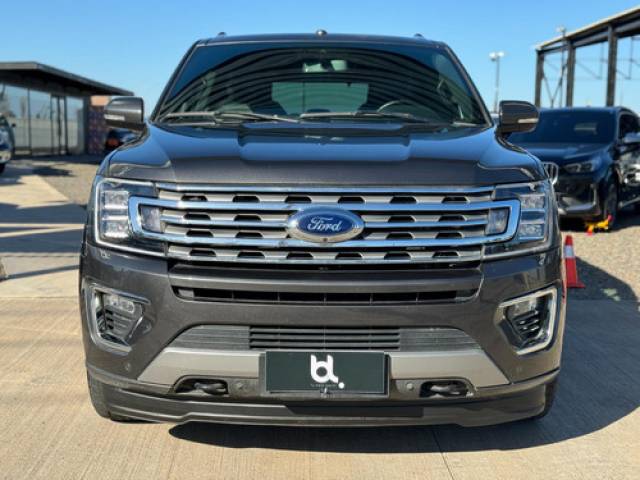 Ford Expedition Limited gris Talca