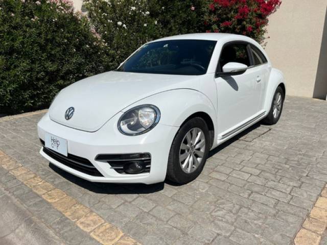 Volkswagen New Beetle DESIGN 1.4 MT usado bencina 4x2 $13.490.000